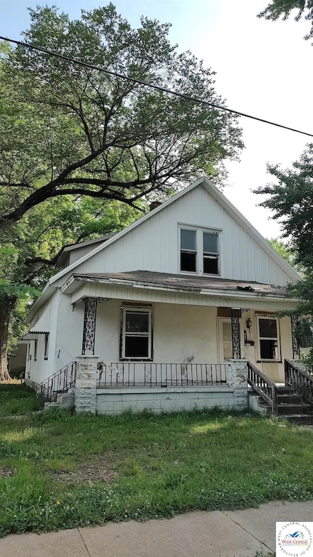601 E Jefferson St, Clinton, MO 64735
