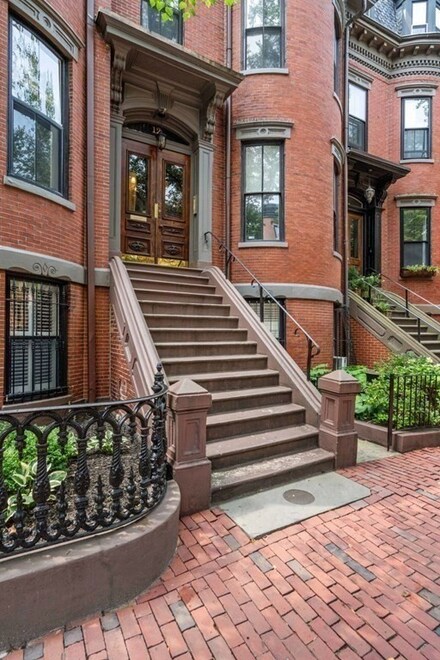12 Greenwich Park Unit 1, Boston, MA 02118