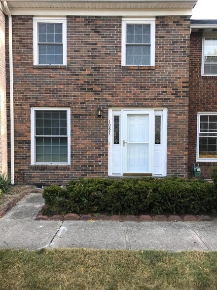 1087 Hardesty Place E Unit 5, Columbus, OH 43204