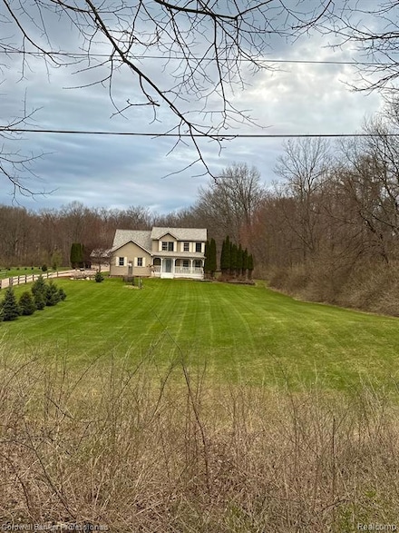 2515 N Lake Pleasant Rd, Attica, MI 48412