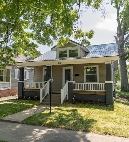 516 Barrow St, Moberly, MO 65270