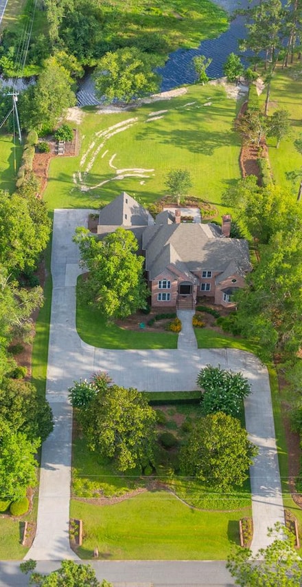 1001 Cherry Creek Dr, Valdosta, GA 31605