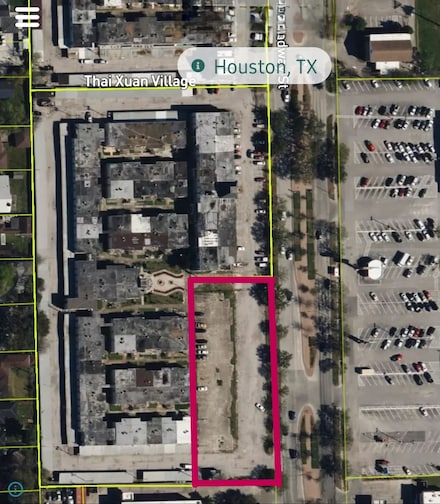 8200 Broadway St, Houston, TX 77061