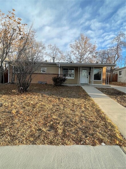 8150 Stuart St, Westminster, CO 80031