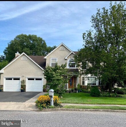 152 Old Orchard Rd, Toms River, NJ 08755