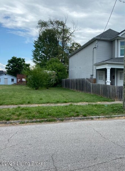317 M St, Louisville, KY 40208