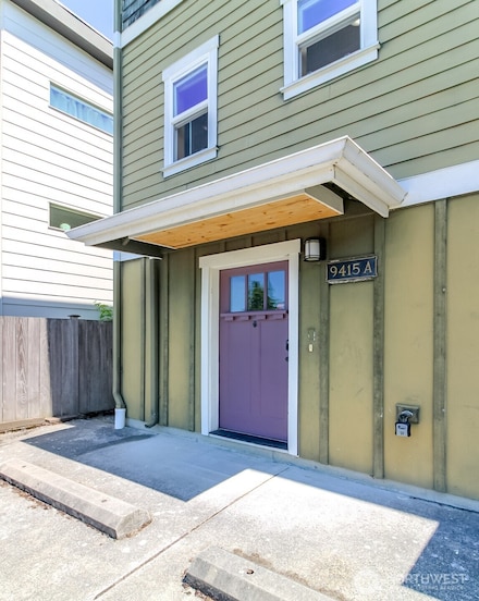 9415 35th Ave SW Unit A, Seattle, WA 98126