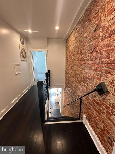 2920 E St, Philadelphia, PA 19134