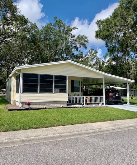 41083 Bream Cir, Zephyrhills, FL 33540