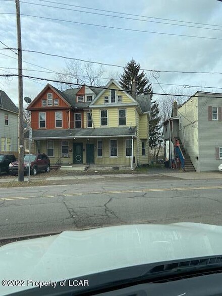 11 Hazleton St, Ashley, PA 18706