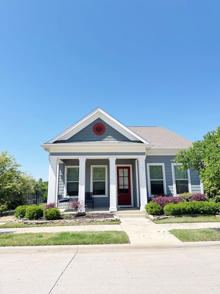 2801 Kirin Rd, Carrollton, TX 75007