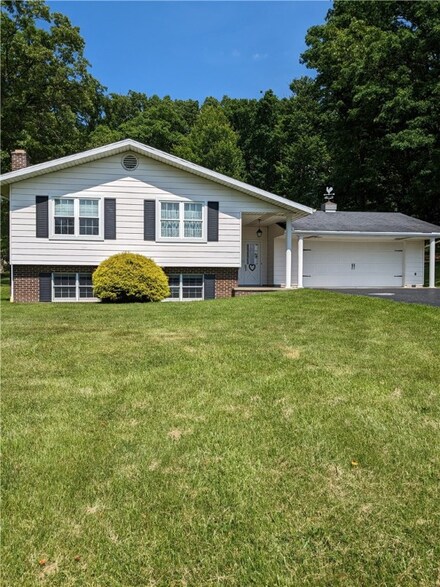 173 Snyder Ln, Blairsville, PA 15717