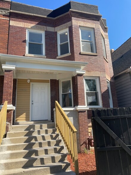 4922 W Van Buren St, Chicago, IL 60644