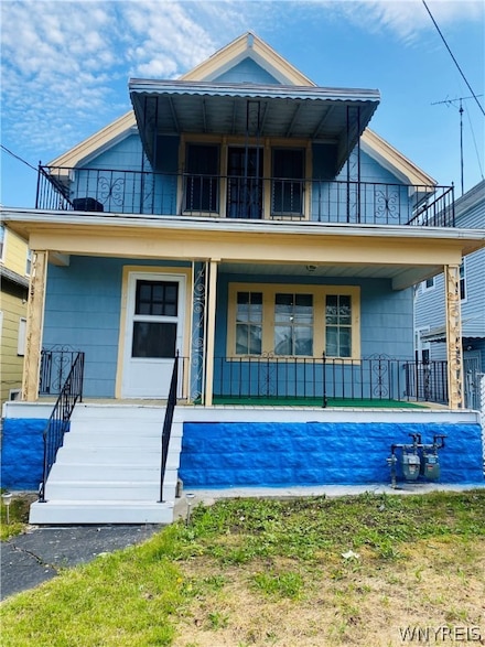 93 Manhart St, Buffalo, NY 14215
