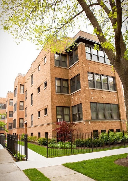 4422 N Greenview Ave Unit 3E, Chicago, IL 60640