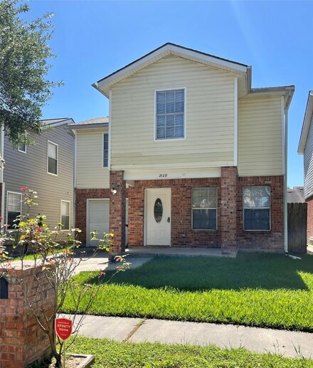 2128 Whittier Dr, Houston, TX 77032