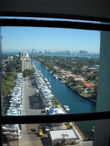 13499 Biscayne Blvd Unit PH1713, North Miami, FL 33181