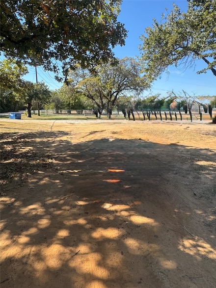 6429 County Road 527, Burleson, TX 76028