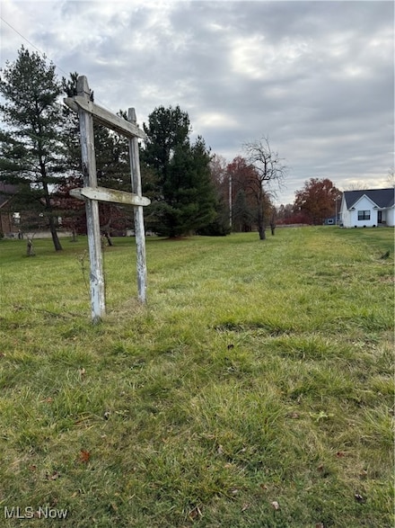 27259 Cook Rd, Olmsted Township, OH 44138