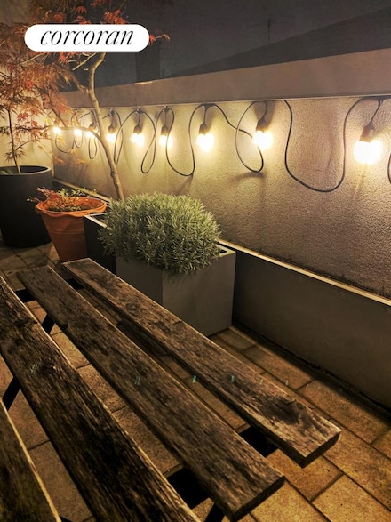 236 N 7th St Unit 4R, Brooklyn, NY 11211