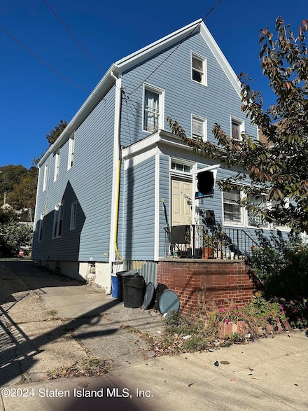 258 Targee St, Staten Island, NY 10304