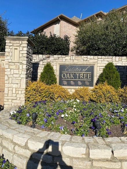 5357 Gatesworth Ln, Dallas, TX 75287