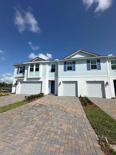 125 SE Birch Terrace Unit 55, Stuart, FL 34997