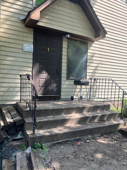 1365 Arkwright St Unit 101, Saint Paul, MN 55130