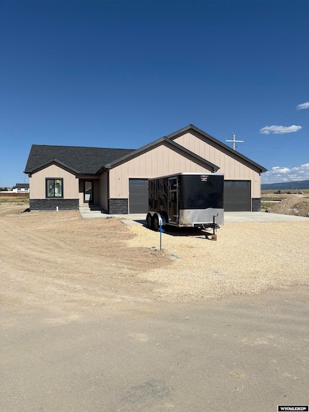 6570 Meadow Wind Way, Mills, WY 82604
