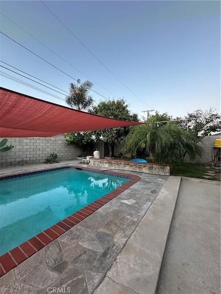 907 E Ghent St, Azusa, CA 91702