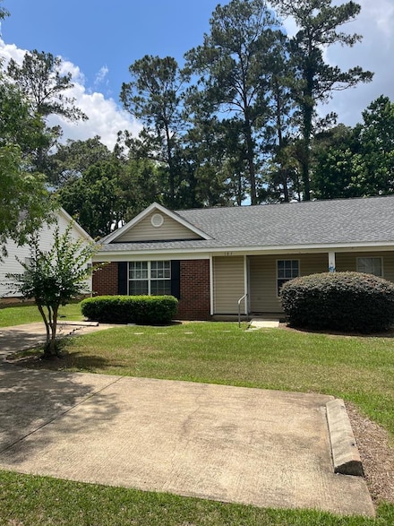 105 Cove Landing Dr, Thomasville, GA 31792