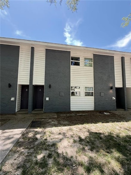 319 Main St Unit 4, West Point, VA 23181