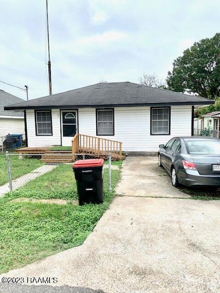 219 Frank St, Lafayette, LA 70501