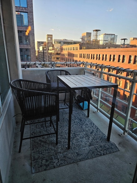 909 W Washington Blvd Unit 708, Chicago, IL 60607