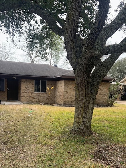308 Circle Dr, Wharton, TX 77488