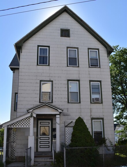 259 Cartier St, Manchester, NH 03102