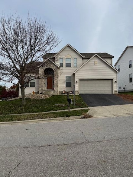 56 W Twin Maple Ave, Lithopolis, OH 43136