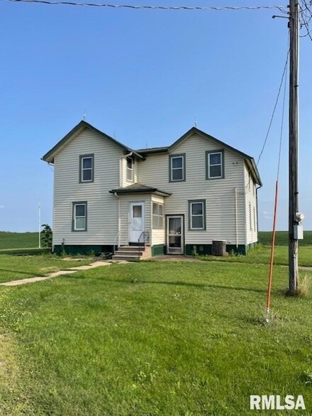 11690 N 1700th Ave, Osco, IL 61274