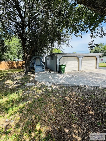 22211 New Combes Hwy, Harlingen, TX 78550