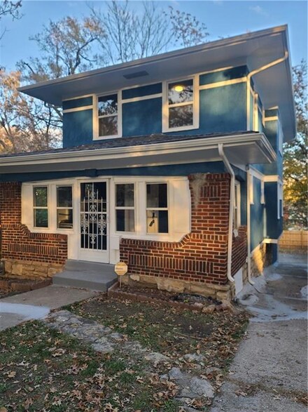 4205 Benton Blvd, Kansas City, MO 64130