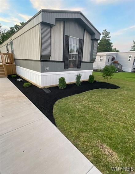 23 Joshua Dr, Ransomville, NY 14131