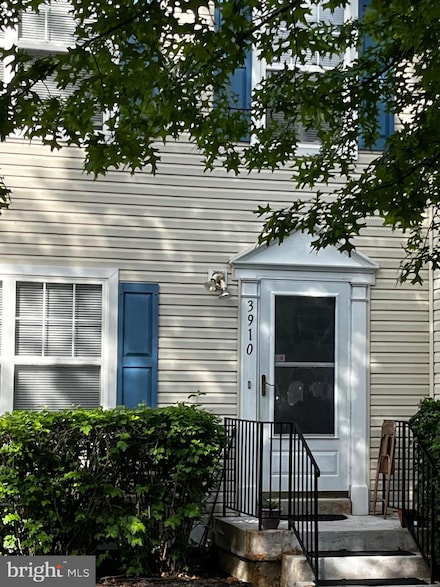 3910 Burns Ct SE, Washington, DC 20019
