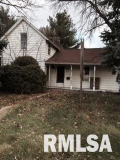 219 E Thomas St, Toulon, IL 61483