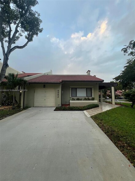 9982 Costa Del Sol Blvd Unit G87, Doral, FL 33178