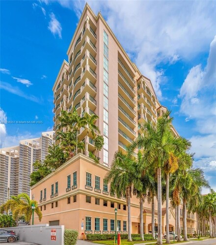 17555 Atlantic Blvd Unit 606, Sunny Isles Beach, FL 33160