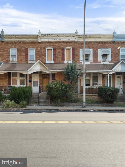 1413 Edgmont Ave, Chester, PA 19013