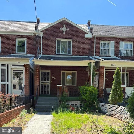1337 Downing St NE, Washington, DC 20018