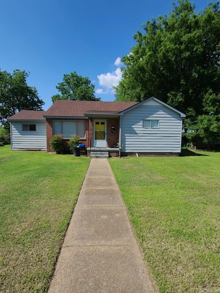 1103 Josephine St, Newport, AR 72112