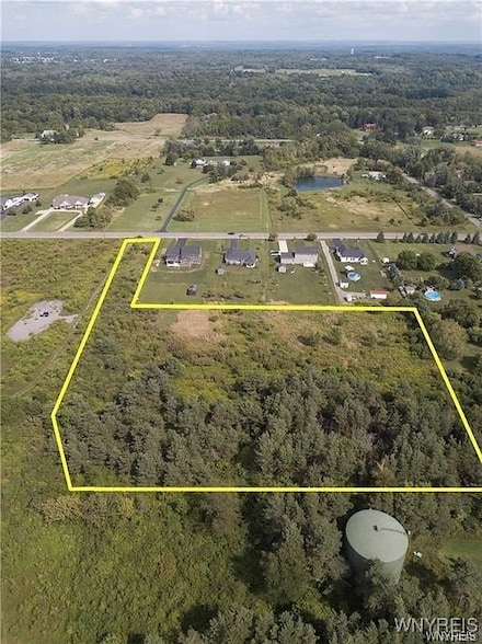 3432 Transit Rd, Orchard Park, NY 14127