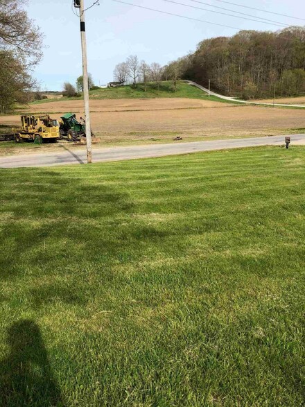 5331 Windom Rd, Shoals, IN 47581